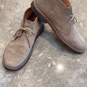 Men's Astorflex Brownflex Chukka Suede Boots in Stone